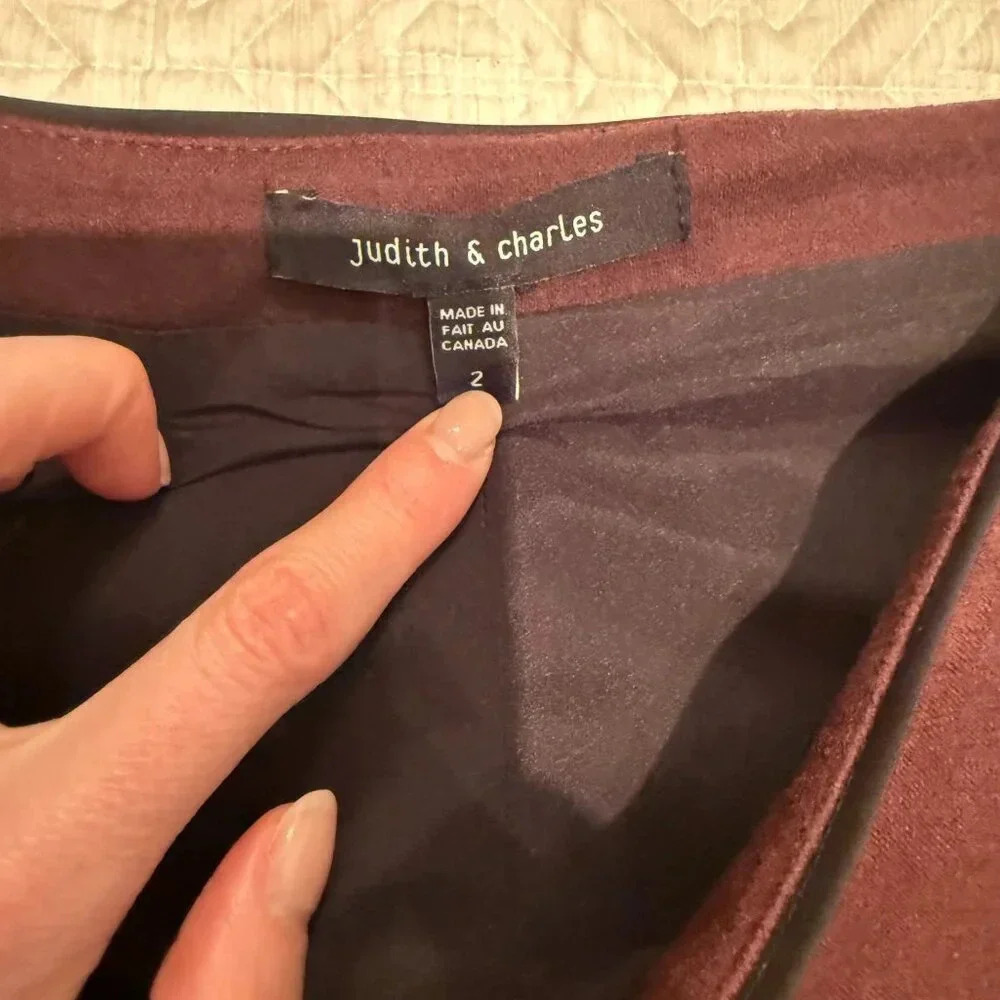 Aubergine Wool Pencil Skirt with  Back Slit, Judith and Charles, US 2 - Picture 6 of 8